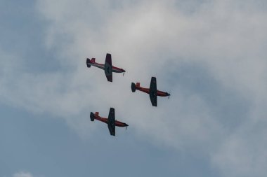 Speck-Fehraltorf, Zürih, İsviçre, 1 Temmuz 2023 Pilatus PC-7 uçak gösterisi