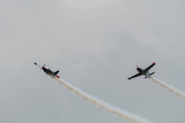 Speck-Fehraltorf, Zürih, İsviçre, 1 Temmuz 2023 Siai Marchetti SF-260 akrobatik uçak gösterisi sırasında