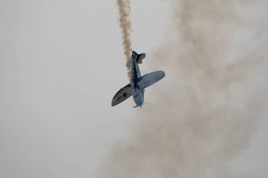 Speck-Fehraltorf, Zürih, İsviçre, 1 Temmuz 2023 HB-SBE CAP-10 akrobatik uçak gösterisi sırasında