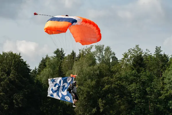 스위스 취리히 Speck Fehraltorf July 2023 Parachute Air Show Small — 스톡 사진