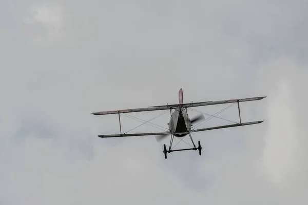 瑞士苏黎世Speck Fehraltorf 2023年7月1日 Rna Nieuport C1历史性的老双层飞机在空中展示 — 图库照片