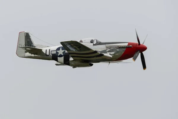 stock image Speck-Fehraltorf, Zurich, Switzerland, July 1, 2023 D-FPSI North American P51D Mustang historic old aircraft performance during an air display