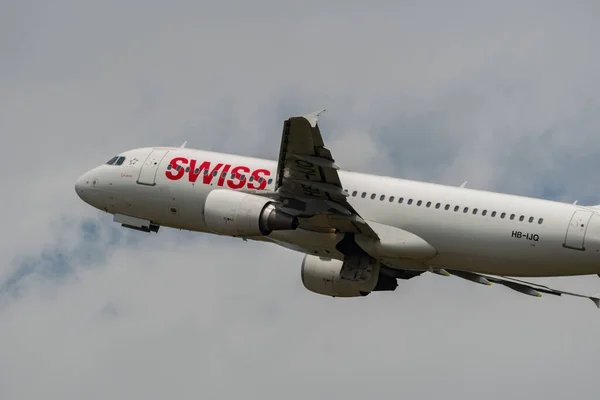 Zurigo Svizzera Luglio 2023 Compagnie Aeree Internazionali Svizzere Airbus A320 — Foto Stock