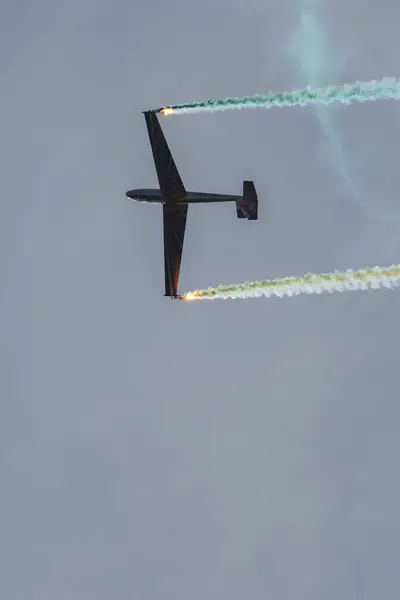 Mollis Schweiz Augusti 2023 Let Blanic L13 Glider Akrobatisk Flygning — Stockfoto