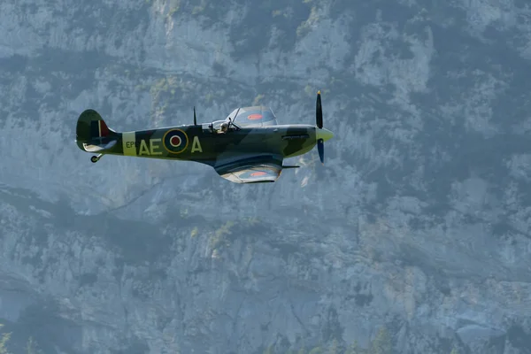 Mollis Ελβετία Αυγούστου 2023 120 Supermarine Spitfire Historic Aircraft Εκτελεί — Φωτογραφία Αρχείου