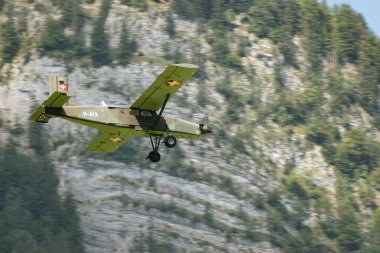 Mollis, İsviçre, 18 Ağustos, 2023 V-612 Pilatus PC-6 / B2-H2M-1 Turbo Porter uçağı