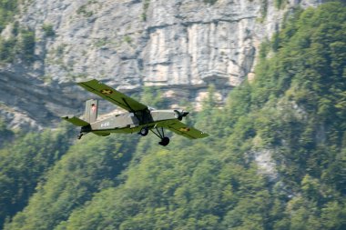 Mollis, İsviçre, 18 Ağustos, 2023 V-612 Pilatus PC-6 / B2-H2M-1 Turbo Porter uçağı