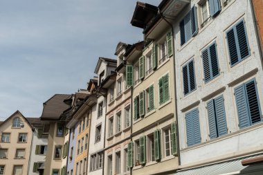 Bremgarten, Canton Aargau, İsviçre, 3 Eylül 2023 Güzel tarihi ve geleneksel mimari