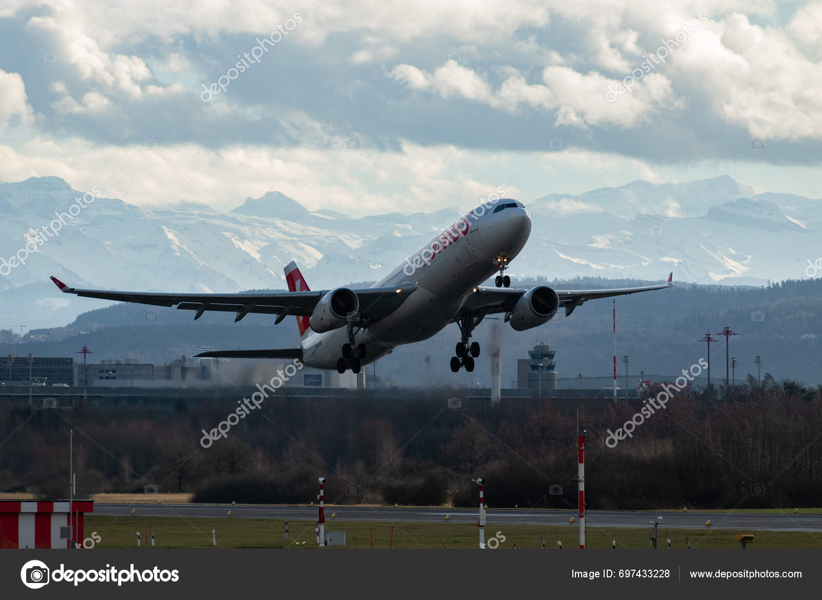 Zurich Switzerland January 2024 Jhb Swiss International Airlines Airbus   Depositphotos 697433228 Stock Photo Zurich Switzerland January 2024 Jhb 