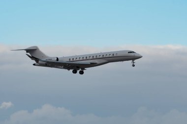 Zürih, İsviçre, 15 Ocak 2024 N-179QS Net Jets Global 7500 uçakları Davos 'taki dünya ekonomik forumu sırasında 14. piste iniyor.