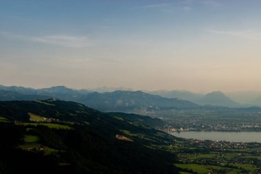 Bregenz Bölgesi, Avusturya, 30 Temmuz 2024 Majestic View to the city in a little plane