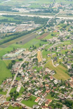 Eschen, Lihtenştayn, 19 Ağustos 2024. Küçük bir uçakla bölgede görüldü.