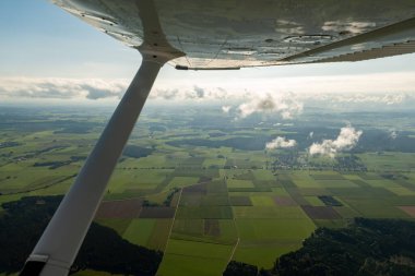 Baden Wurttemberg, Almanya, 15 Eylül 2024 Küçük bir uçakla uçarken manzara çok güzeldi.