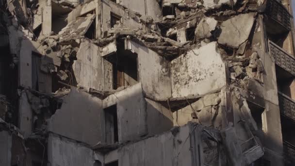 Charkiw Ein Wohnhaus Das Von Russen Zerstört Wurde Die Die — Stockvideo