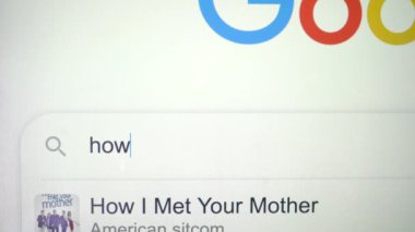 Chicago, ABD - 14 Aralık 2023: Arama çubuğunda yılda kaç hafta yazılıyor