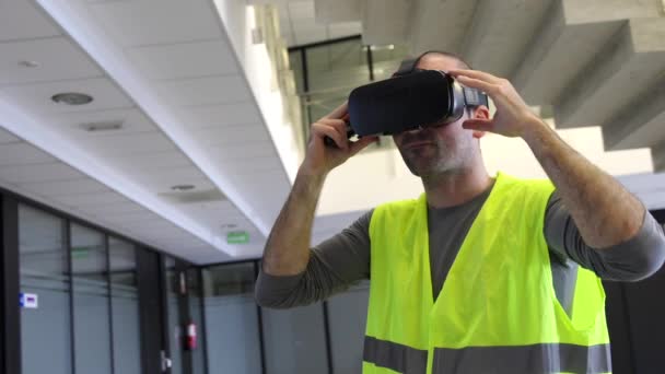 Инженер Очках Виртуальной Реальности Концепция Инноваций — стоковое видео