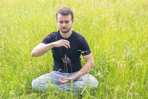 Meditating Young Man Finding Harmony Nature Man Search Peace — Stock Photo, Image