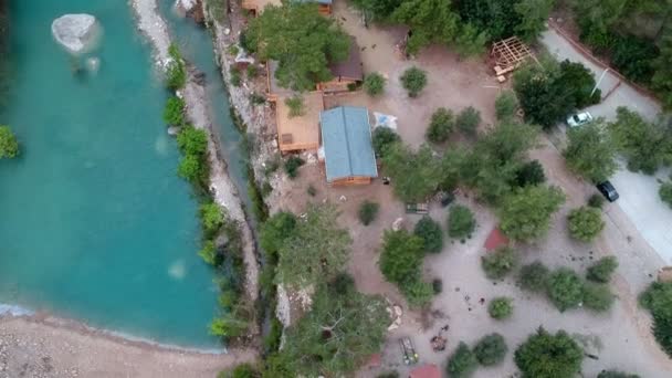 在蓝色湖泊附近为游客露营 靠近凯末尔的Goynuk峡谷 — 图库视频影像