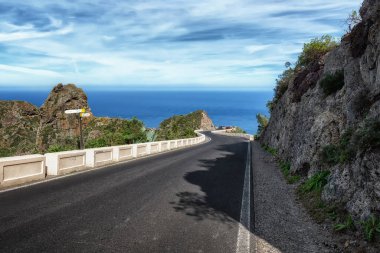 Anaga, Tenerife, Kanarya Adaları 'ndaki Yılan Yolu