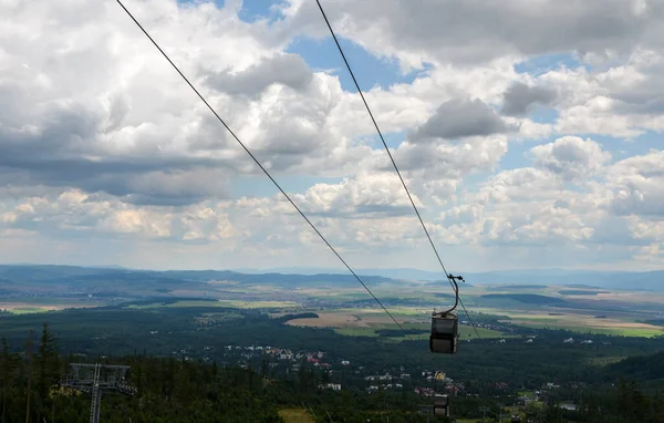 Gondola Deslizando Pelo Beleza Natural Inspiradora Alto Tatras Transporta Visitantes — Fotografia de Stock