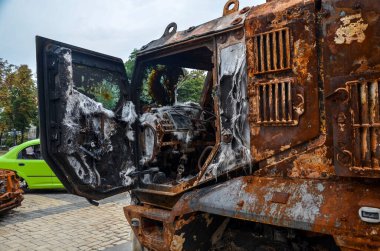 Mayına dayanıklı Kamaz Tayfun Kabini Ukrayna 'daki savaş sırasında Rus işgalcilerin zırhlı aracı.