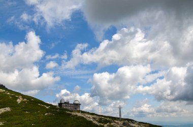 Skalnatif Pleso 'daki gözlemevi ve meteoroloji istasyonu, Yüksek Tatra Dağları, Slovakya