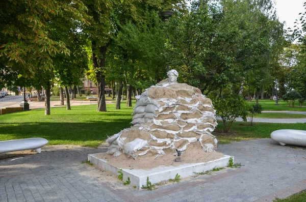 Sandbags Monument Italian Poet Writer Philosopher Dante Alighieri Protect Russian — Stock Photo, Image