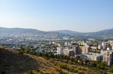 Gürcistan Tarihi Anıtı 'ndan Tiflis' in yerleşim bölgesinin hava manzarası