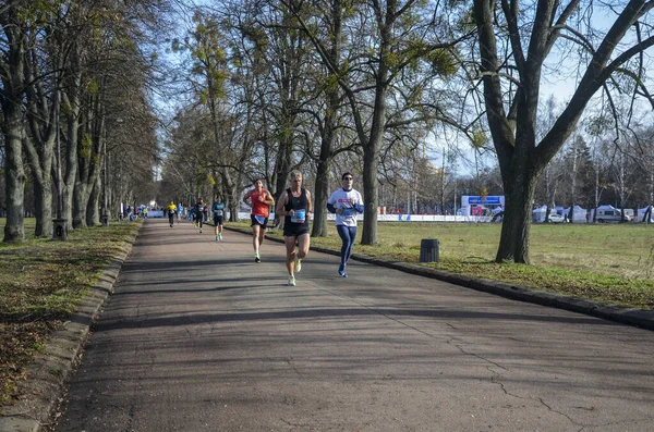 Gruppe Utøvere Løper Maraton Idrett Egnethet Sunn Livsstil – stockfoto