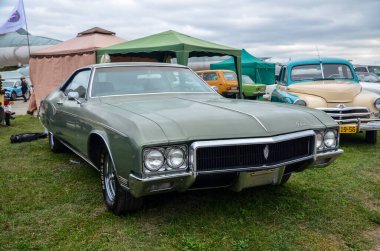 Buick riviera 1970 - one of the most luxurious American cars of its time at the exhibition of retro cars in Kyiv