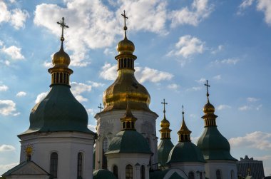 St. Sophia Katedrali 'nin eşsiz mimari anıtı ve 11. yüzyılın başlarında Ukrayna' nın başkenti Kyiv 'in kalbindeki anıtsal sanat eserleri.