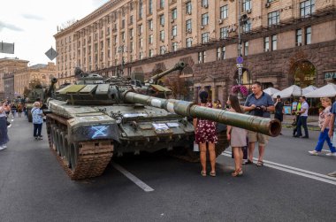 Ukrayna Silahlı Kuvvetleri tarafından yok edilen Rus Federasyonu 'nun 1989 model T-72B3 tank modeli.