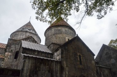 Sanahin manastırı en büyük manevi merkezlerden biriydi ve şimdi Ermenistan 'ın en ünlü manzaralarından biri. 