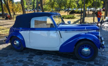 1939 'da Skoda Popular, Çek markasının en popüler savaş öncesi modeli. 1933 'ten 1946' ya kadar yapılmış..