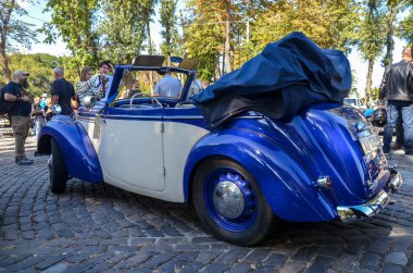 1939 'da Skoda Popular, Çek markasının en popüler savaş öncesi modeli. 1933 'ten 1946' ya kadar yapılmış..