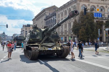 Rusça 152 mm Msta-S (M1990 Çiftliği) itilmiş obüs Haziran 2022 itibarıyla Sumy bölgesindeki çatışmalar sırasında imha edildi.