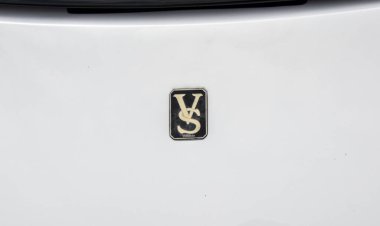 Veilside logosu, eşsiz aerodinamik tasarımlarıyla tanınan ünlü Japon akort şirketini temsil eden 