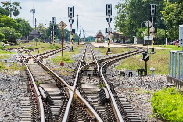 Lop Buri Thailand Oktober 2022 Eisenbahnschienen Stahlbahnen Einem Sonnigen Tag — Stockfoto
