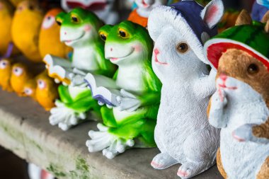 Bangkok, Tayland - 10 Ocak 2024: Bahçeleri süslemek ve güzelleştirmek için heykeller kullanılır.