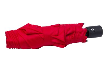 Siyah saplı kırmızı katlanmış şemsiye beyaz arka planda izole edilmiş. Çeşitli yaratıcı ihtiyaçlar için uygun