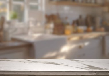 Mutfak arka planında bulanıklık olan boş mermer masa. ürün gösterimi için.