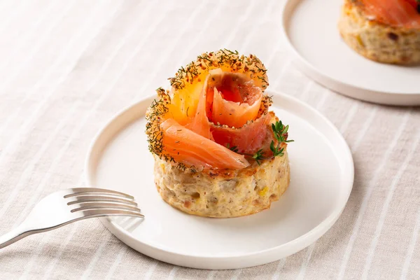 Smoked Salmon Vegetable Flan Sformatino Made Cauliflower Leek Egg Ricotta — Stock Photo, Image