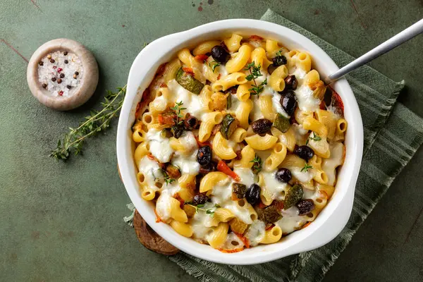 Top View Oven Baked Pasta Macaroni Vegetables Olives Zucchini Carrots — Stock Photo, Image