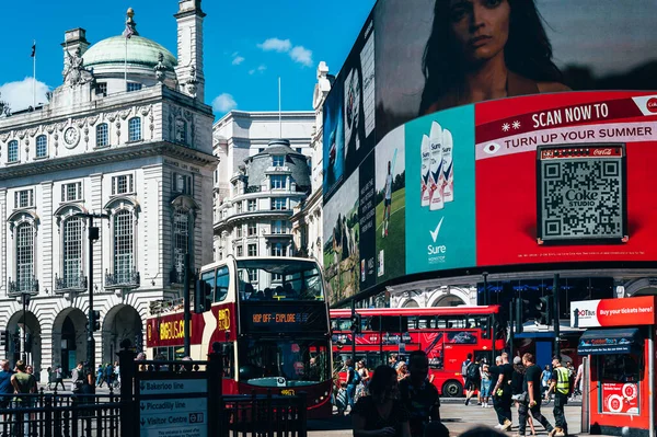Лондон Великобритания Августа 2023 Года Оживленные Летние Улицы Части Сабо Стоковая Картинка