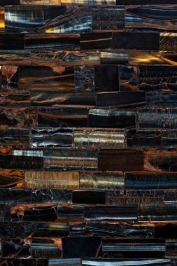 Kaplan Gözü Mavisi levhası. Yarı değerli mineral deseni. Seramik duvar ve yerdeki dijital fayanslar için cilalanmış yarı değerli taş. Eşsiz iç tasarım için malzeme, dış tasarım. Lüks mücevher arka planı.