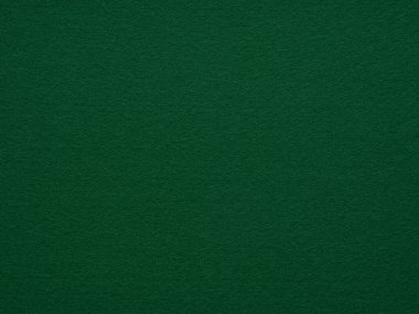 Bu zümrüt yeşili keçeli kumaş yeşil bir orman örtüsünün özünü yakalar. Büyüme, canlılık ve yenilenme duygularını cezbeder.