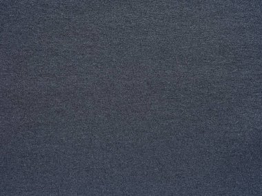 Gölge ve ışığın bu dokulu yüzeydeki ince etkileşimi alacakaranlık son anlarının anlaşılmaz güzelliğini yakalar.