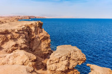 Ras Mohammed Milli Parkı'nda Kızıldeniz kıyısı. Çölde ünlü seyahat destionation. Sharm el Sheik, Sina Yarımadası, Mısır.