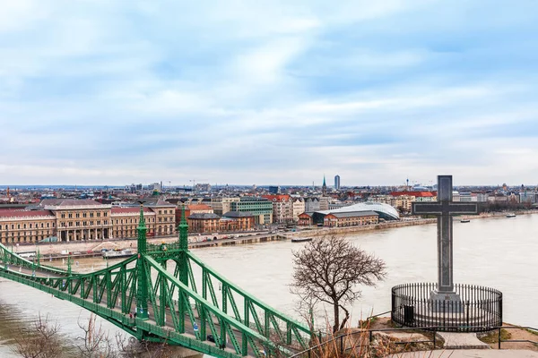 Panorama Cityscape Van Beroemde Toeristische Bestemming Boedapest Met Donau Bruggen — Stockfoto