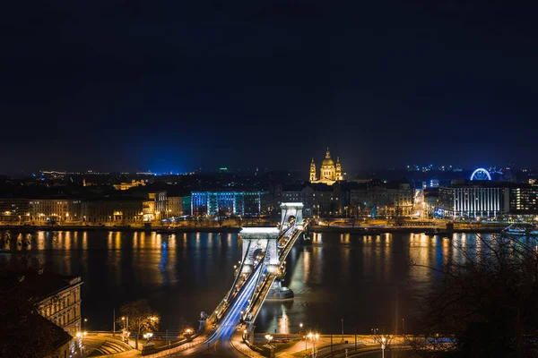 Vista Nocturna Budapest Paisaje Urbano Panorámico Famoso Destino Turístico Con —  Fotos de Stock